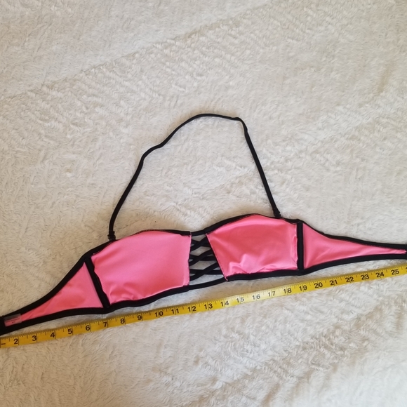 Victoria's Secret Pink criss-cross bandeau bikini - Picture 9 of 13